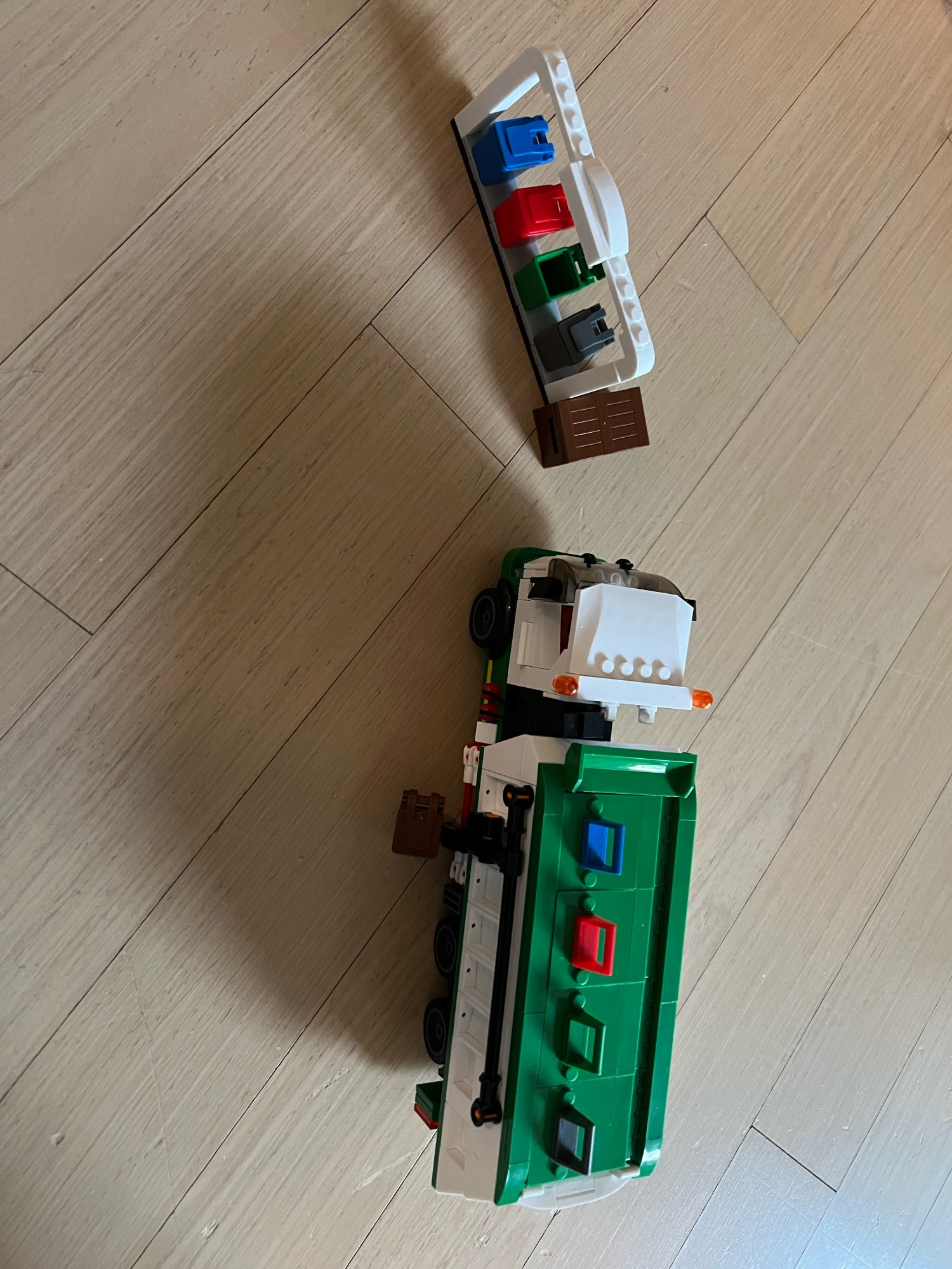 Sluban Garbage Truck Collector Brick Toy - MyLoveHoney Toys