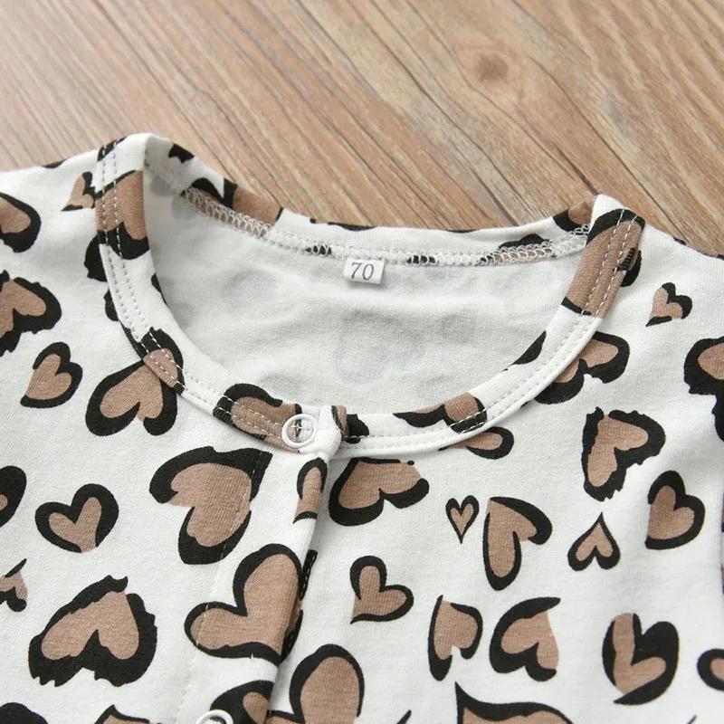 Baby Girl All-Over Hearts Pattern Jumpsuit Long Sleeve & Ribbon Headband - Image 3