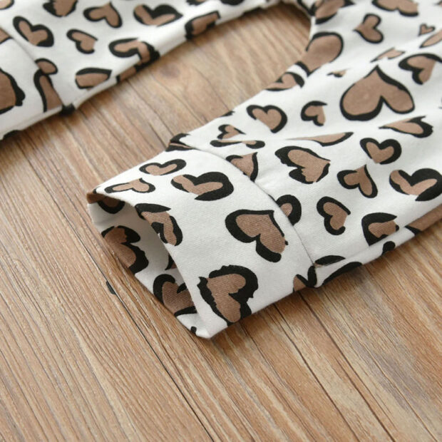 Baby Girl All-Over Hearts Pattern Jumpsuit Long Sleeve & Ribbon Headband - Image 5