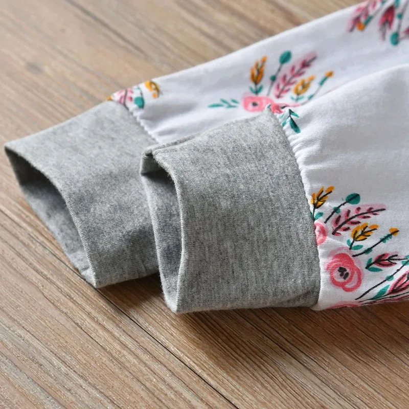 Baby Girl Auntie's Bestie Text Print Onesie, Floral Pants, Beanie Hat - Image 7