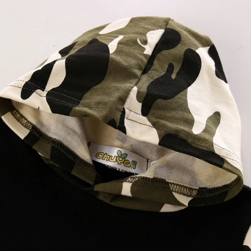 Army Camouflage Print Long Sleeves Hoodie Trackpants Outfit - Image 2