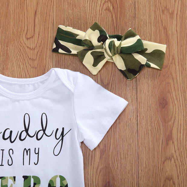 Baby Letter Print Daddy is my Hero Onesie & Camouflage Print Bloomers Short Sleeve & Ribbon Headband 3 pcs - Image 3
