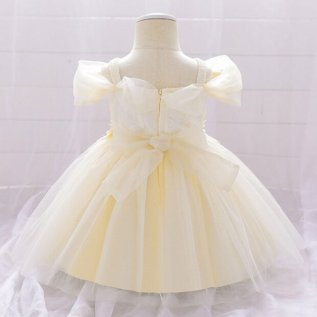 Princess Flower Patch Shoulder Strap Ruffled Wedding Gown Sleeveless - Image 2