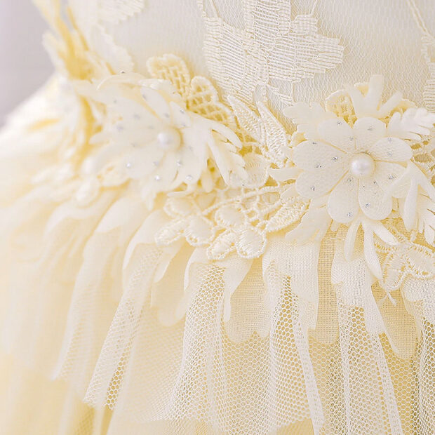 Princess Flower Patch Shoulder Strap Ruffled Wedding Gown Sleeveless - Image 5