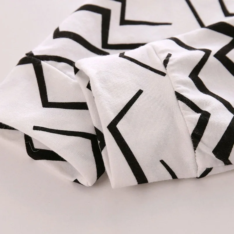 Long Sleeves Cartoon Fox Shirt Zig Zag Print Sweatpants - Image 5