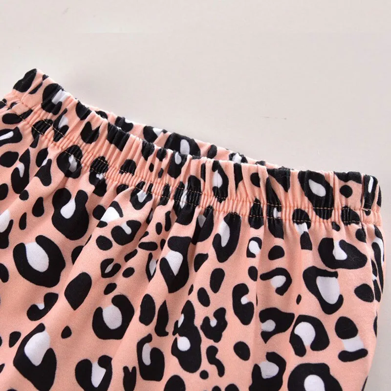 Baby Girl Letter Print Free Spirit T-Shirt & Leopard Pattern Pants with Ribbon Headband - Image 4