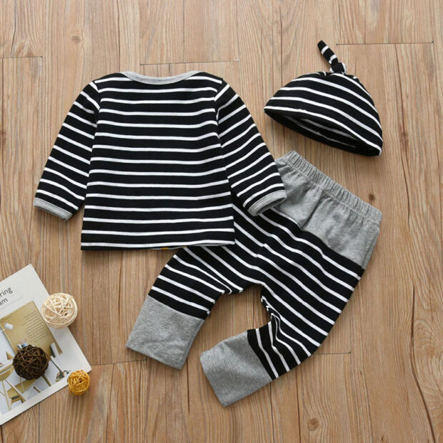 Baby Giraffe Print T-Shirt & Stripe Pants Long Sleeve with Beanie Hat - Image 2