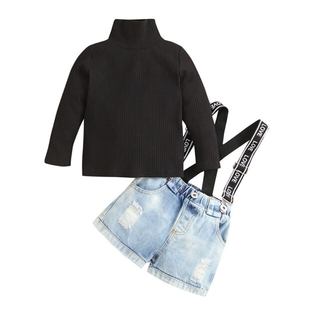 Ribbed Pattern Turtleneck & Ripped Denim Shorts with Braces