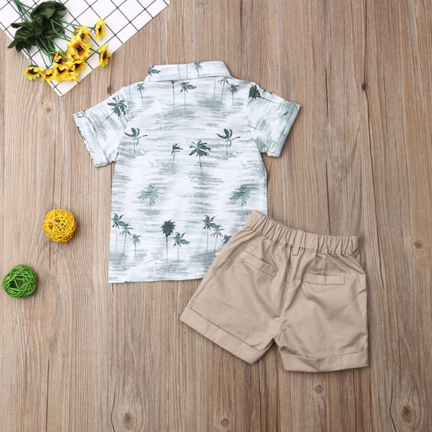 Short Sleeve Hawaiian Shirt & Khaki Elastic Shorts Outfit - Image 2