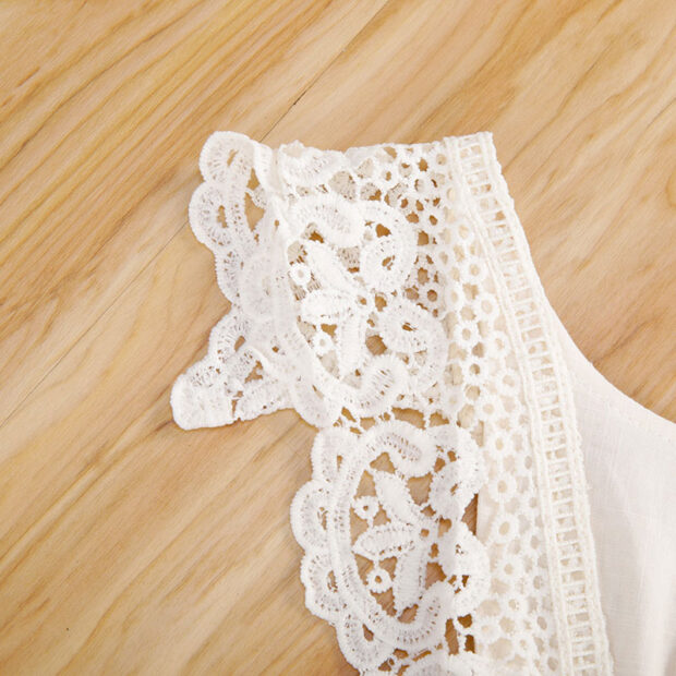 Sleeveless Open Back Crocheted Flower Pattern Romper - Image 3