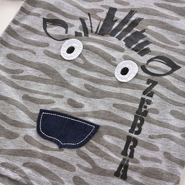 Baby Zebra Pattern Pullover T-Shirt & Denim Shorts Outfit